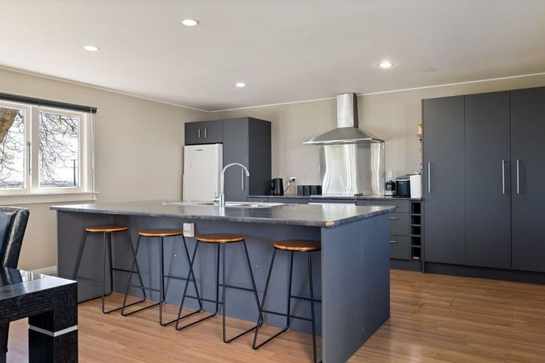 Photo of property in 101 Albert Road, Tokomaru, Palmerston North, 4474