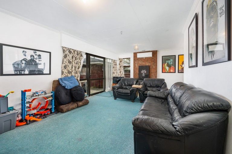 Photo of property in 34 Paradise Place, Milson, Palmerston North, 4414