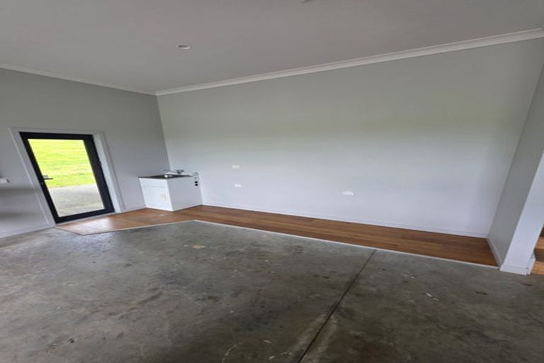 Photo of property in 392 Kanohi Road, Kaukapakapa, 0873
