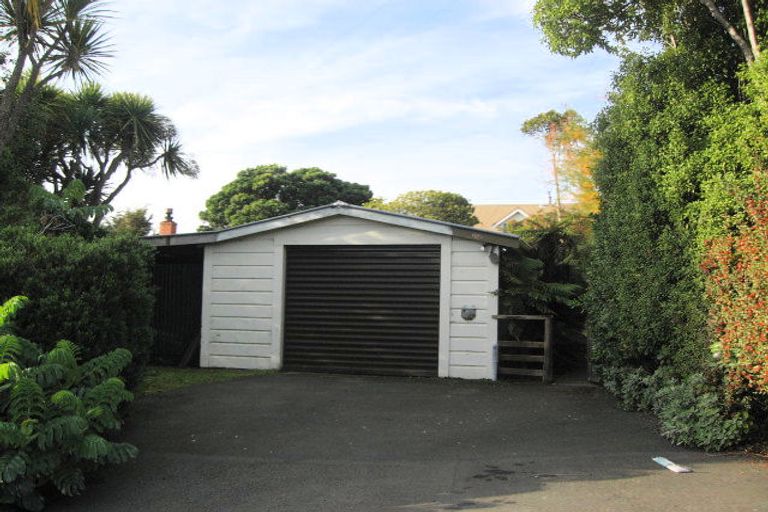 Photo of property in 11 Moerangi Street, Broad Bay, Dunedin, 9014