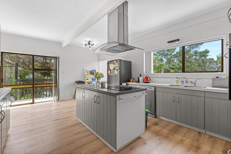 Photo of property in 87 Porritt Avenue, Chatswood, Auckland, 0626