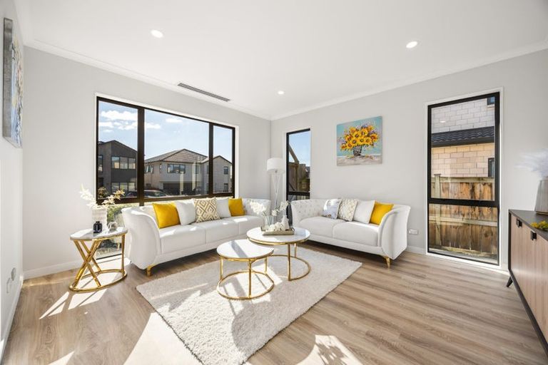 Photo of property in 78 Drumbuoy Drive, Flat Bush, Auckland, 2019