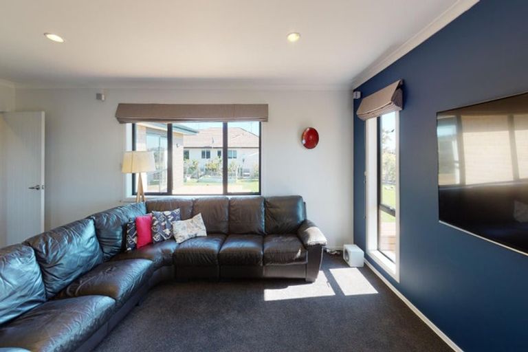 Photo of property in 14 Fallow Avenue, Feilding, 4775