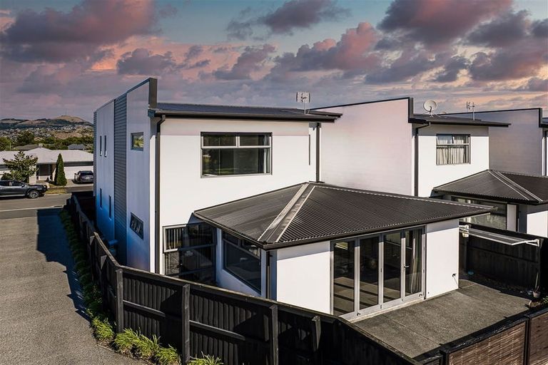 Photo of property in 28a Old Red Barn Road, Halswell, Christchurch, 8025