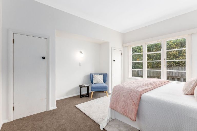 Photo of property in 67 Delhi Crescent, Khandallah, Wellington, 6035