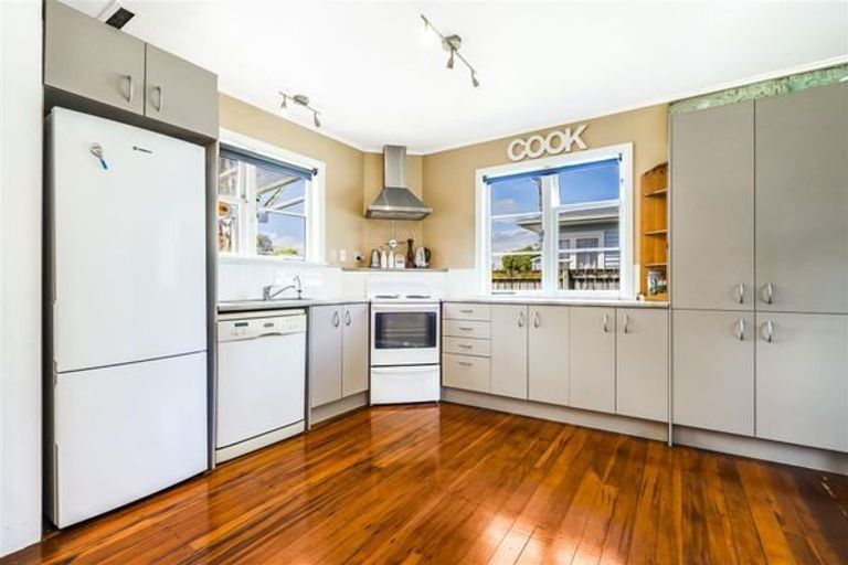 Photo of property in 193 Clarkin Road, Fairfield, Hamilton, 3214