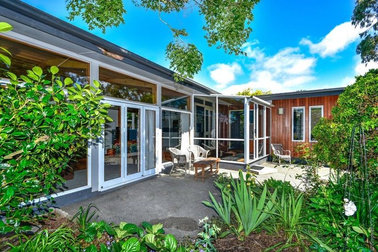 Photo of property in 158 Kendal Avenue, Burnside, Christchurch, 8053