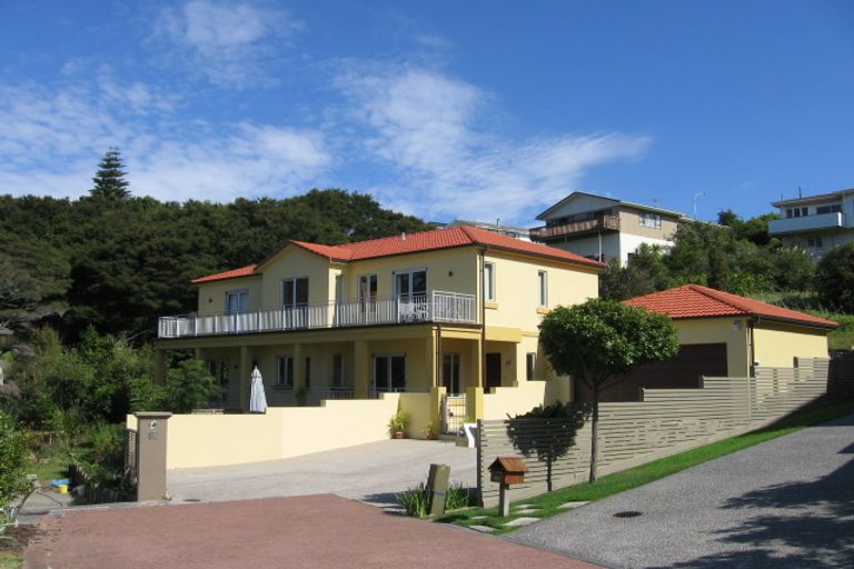 Photo of property in 84 Penguin Drive, Murrays Bay, Auckland, 0630