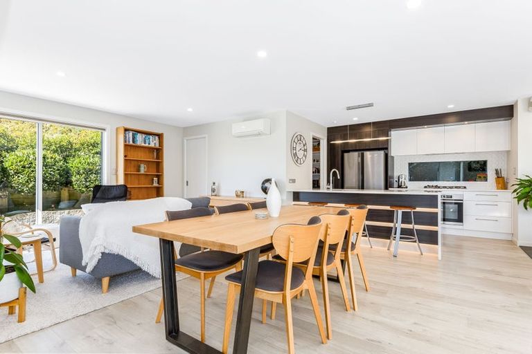 Photo of property in 187 Navigation Drive, Whitby, Porirua, 5024