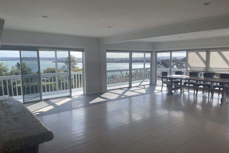 Photo of property in 25 Brigantine Drive, Beach Haven, Auckland, 0626
