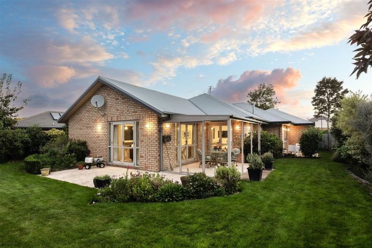 Photo of property in 12 Laguna Gardens, Shirley, Christchurch, 8052