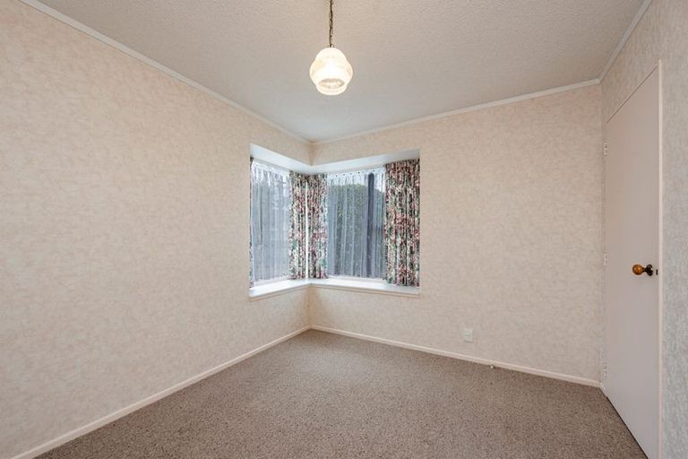 Photo of property in 1/60 Garden Road, Avalon, Lower Hutt, 5011