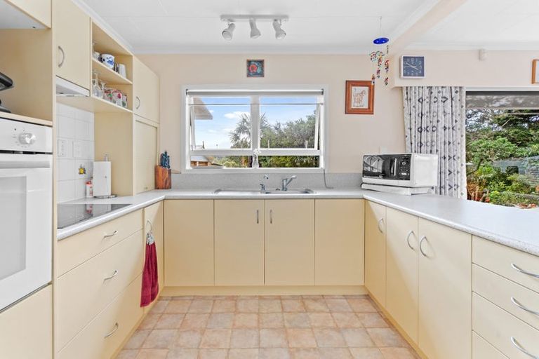 Photo of property in 1999 Ngunguru Road, Ngunguru, Whangarei, 0173