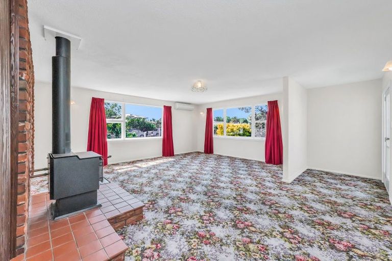 Photo of property in 15 Geddis Street, Rangiora, 7400