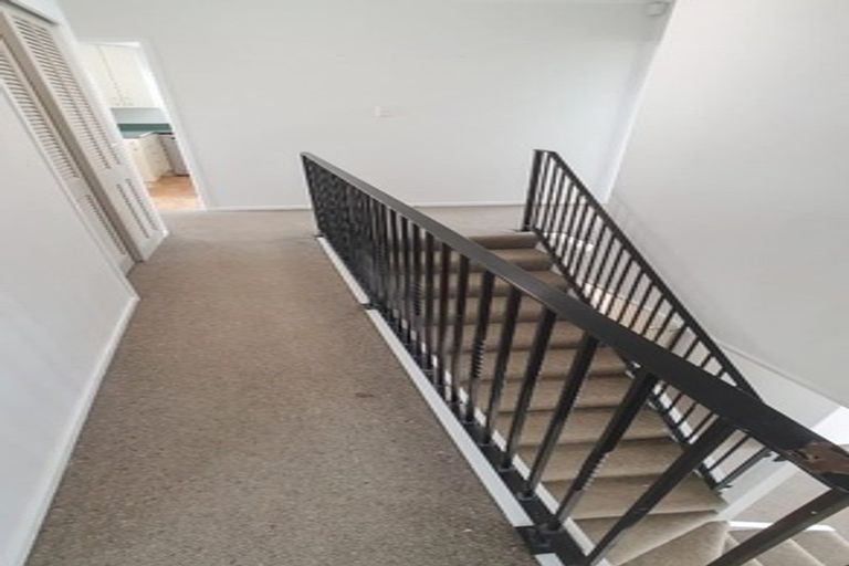 Photo of property in 4 Heaphy Street, Blockhouse Bay, Auckland, 0600