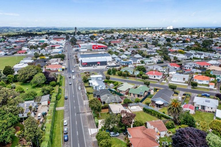 Photo of property in 337 High Street, Hawera, 4610