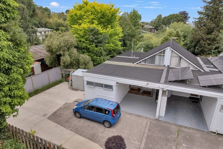 Photo of property in 100b Grand Vue Road, Kawaha Point, Rotorua, 3010