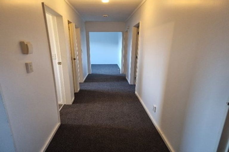 Photo of property in 2/31 Camellia Terrace, Maungaraki, Lower Hutt, 5010
