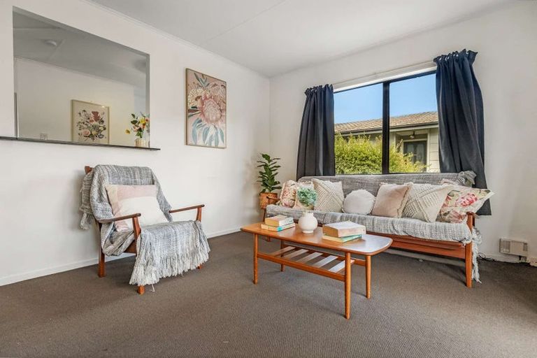 Photo of property in 4b Old Quarry Road, Selwyn Heights, Rotorua, 3015