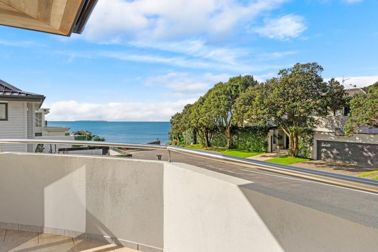 Photo of property in 1/22 Tiri Road, Milford, Auckland, 0620