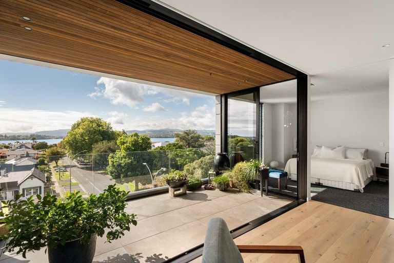 Photo of property in 404/359 Cameron Road, Tauranga, 3110