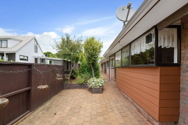 Photo of property in 12 Mark Place, Lynmore, Rotorua, 3010