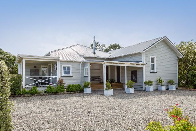 Photo of property in 1832 State Highway 2, Tauwharenikau, Greytown, 5794