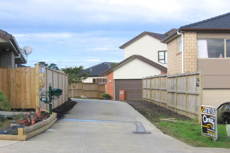 Photo of property in 116 Cyril French Drive, Flat Bush, Auckland, 2016