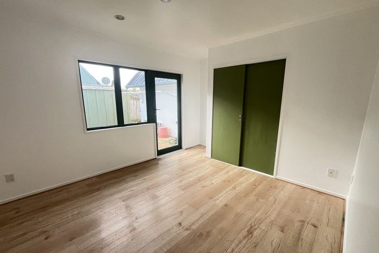 Photo of property in 25 Fearnley Grove, Albany, Auckland, 0632