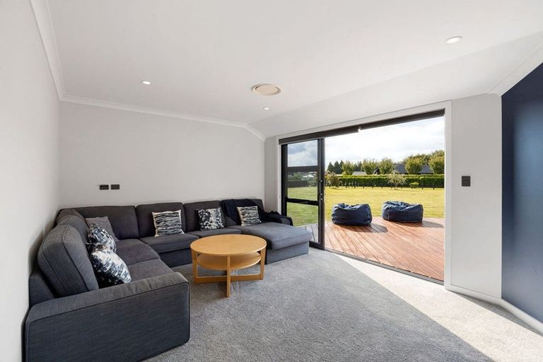 Photo of property in 11 South Oaks Close, Pukemoremore, Cambridge, 3493