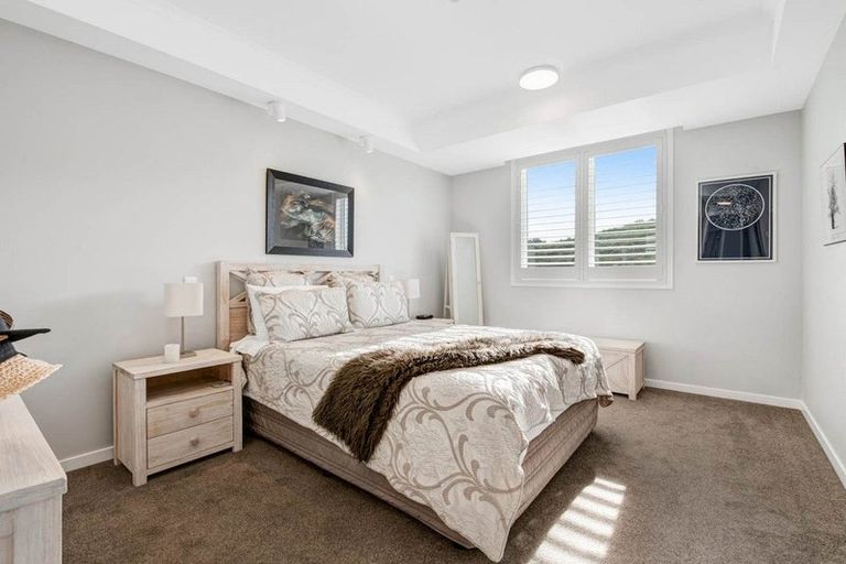 Photo of property in 119 Panorama Heights, Orewa, 0931