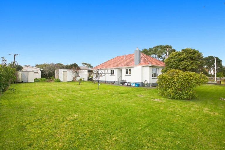 Photo of property in 28 Seymour Street, Waitara, 4320