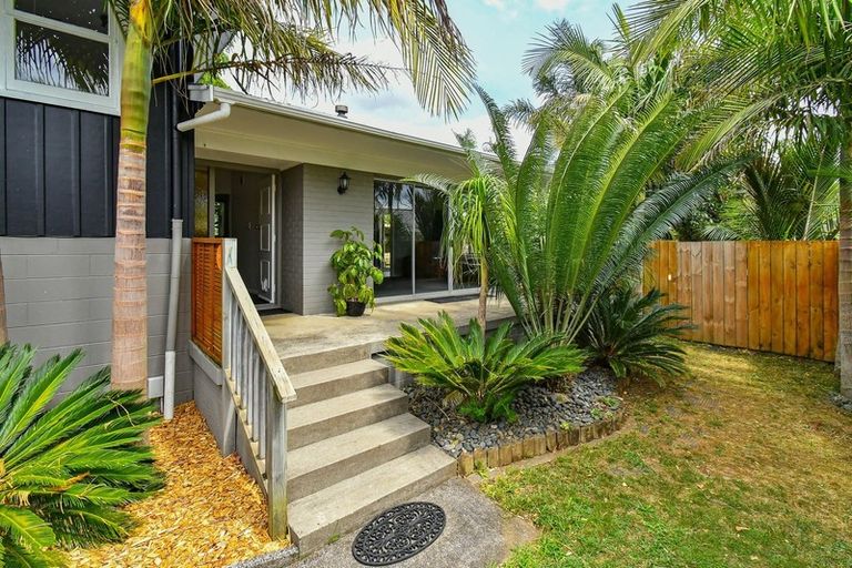 Photo of property in 25 Garden Terrace, Pukekohe, 2120
