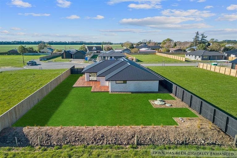 Photo of property in 21 Huntaway Lane, Dunsandel, 7682