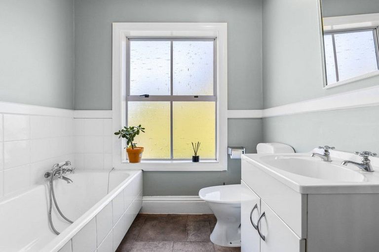 Photo of property in 11 Selwyn Street, Leeston, 7632