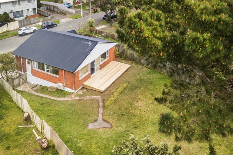 Photo of property in 38 Owhiti Street, Titahi Bay, Porirua, 5022