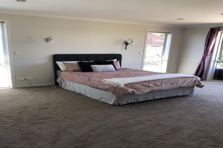 Photo of property in 50 Sirius Crescent, Rototuna North, Hamilton, 3210