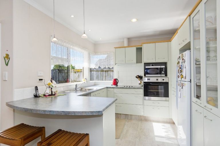 Photo of property in 12 Primrose Place, Papamoa Beach, Papamoa, 3118