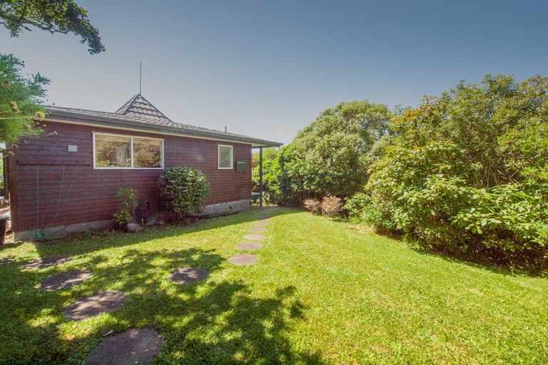 Photo of property in 1a Halswater Drive, Churton Park, Wellington, 6037
