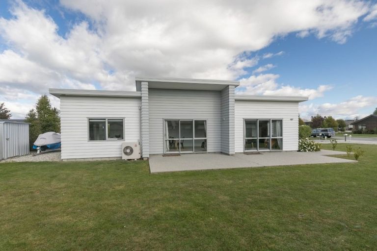 Photo of property in 3 Finch Street, Albert Town, Wanaka, 9305