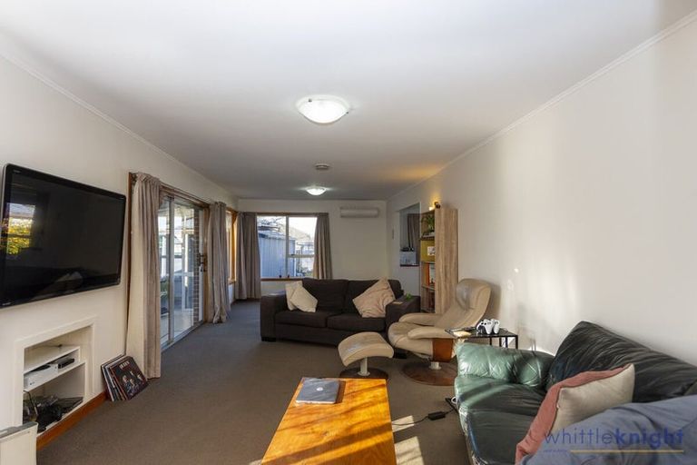 Photo of property in 19 Dunstan Crescent, Hornby, Christchurch, 8042