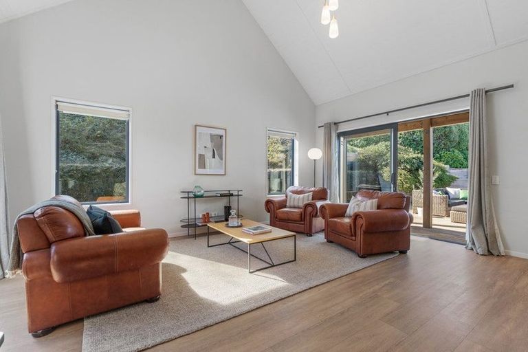 Photo of property in 8 Trench Hill Road, Frankton, Queenstown, 9371