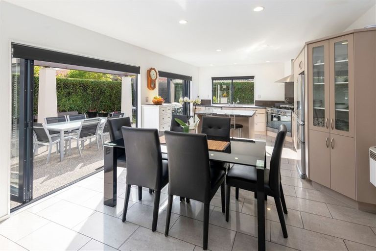 Photo of property in 7 Lilybank Crescent, East Tamaki, Auckland, 2013