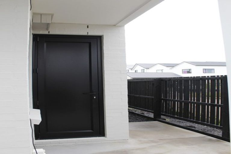 Photo of property in 20 Frank Gill Road, Hobsonville, Auckland, 0616