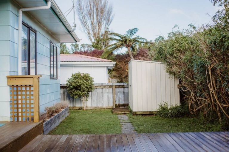 Photo of property in 2/11 Bauchop Road, Waterloo, Lower Hutt, 5011