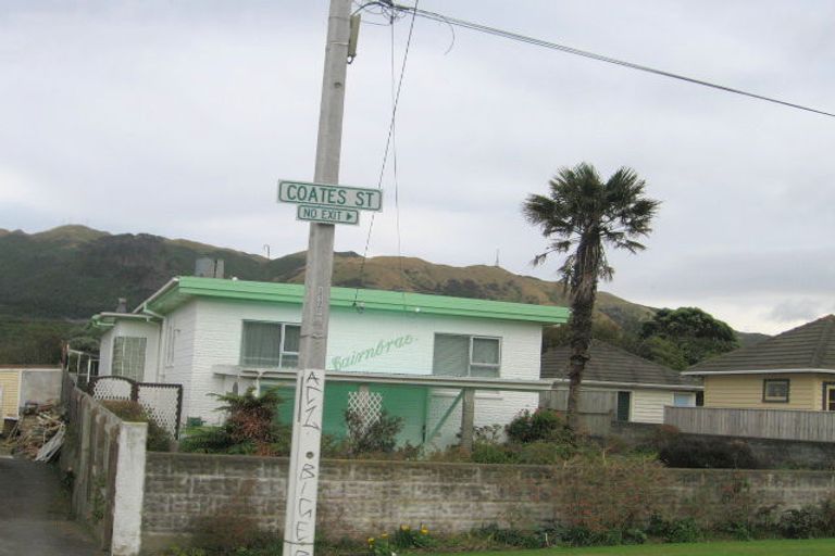 Photo of property in 39 Coates Street, Tawa, Wellington, 5028