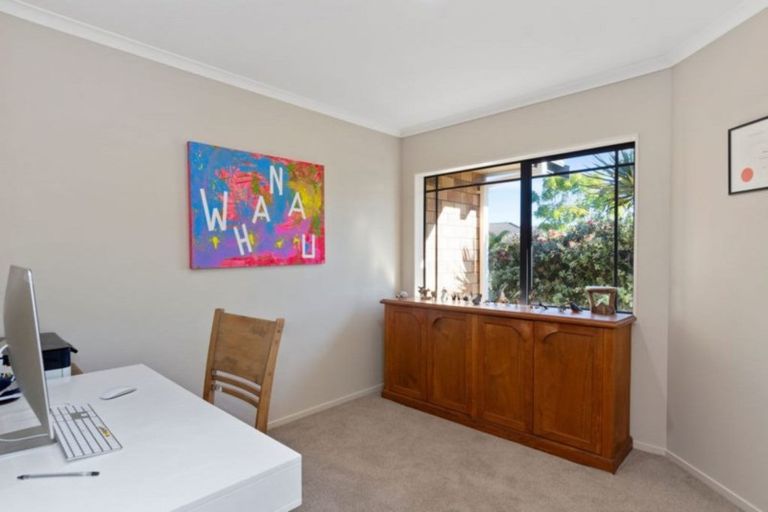 Photo of property in 16 Athfield Drive, Bethlehem, Tauranga, 3110