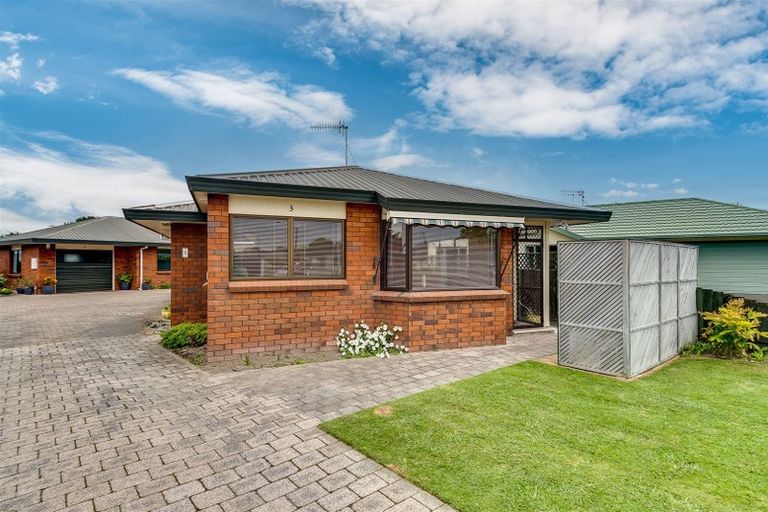 Photo of property in 3/31a Cassino Crescent, Onekawa, Napier, 4110