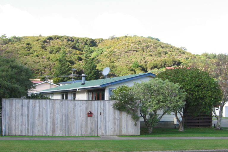 Photo of property in 50 Meremere Street, Wainuiomata, Lower Hutt, 5014