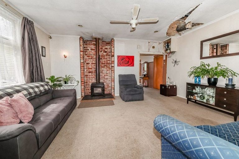 Photo of property in 12 Kings Avenue, Saint Kilda, Dunedin, 9012